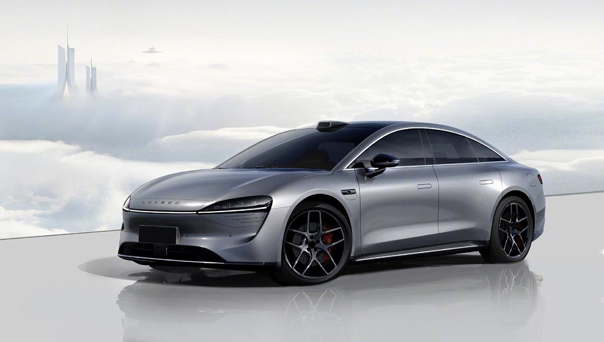 Huawei и Chery представили свой первый автомобиль