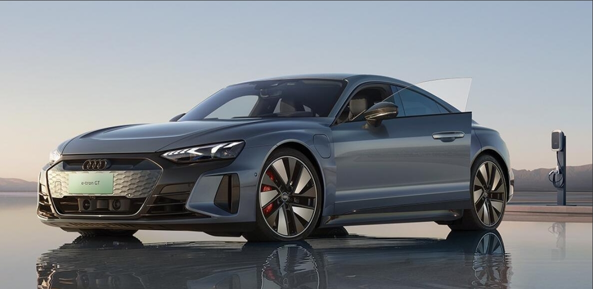 Audi запускает в Китае e-tron GT