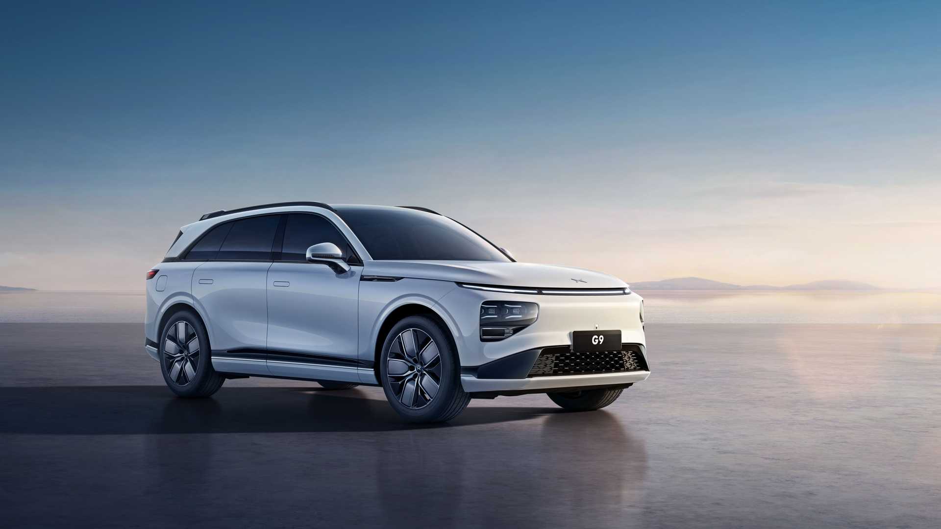 В Китае представлен флагманский кроссовер XPeng G9 